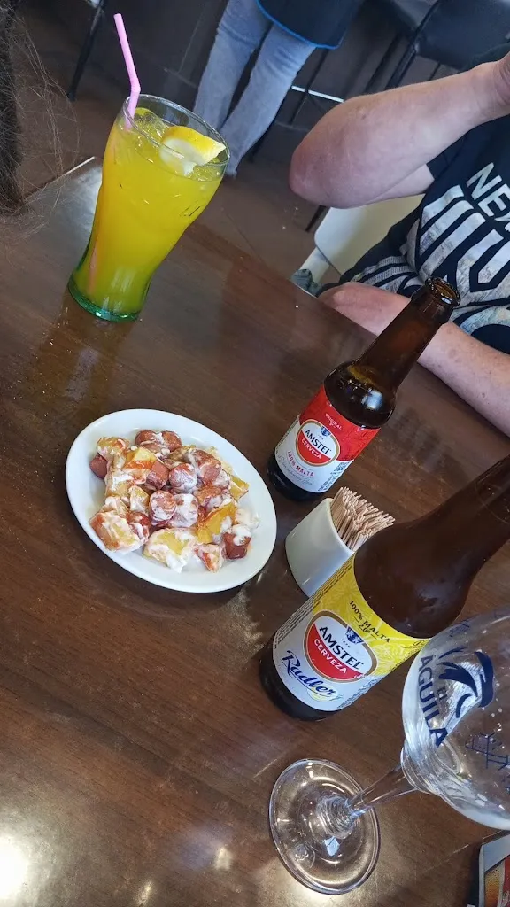 Alba Camacho_Bar Restaurante Avenida_Valdecuenca_review