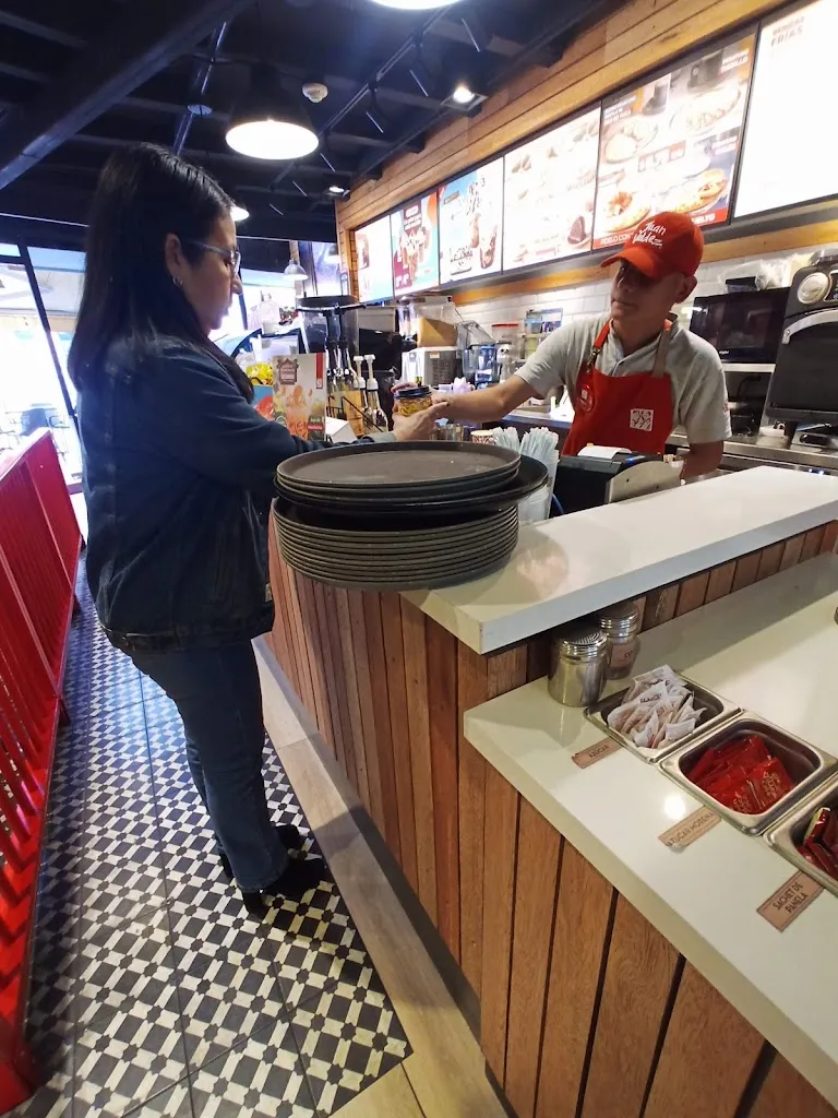 peseyu_Juan Valdez Café - Milenium Plaza Cuenca_Valdecuenca_review