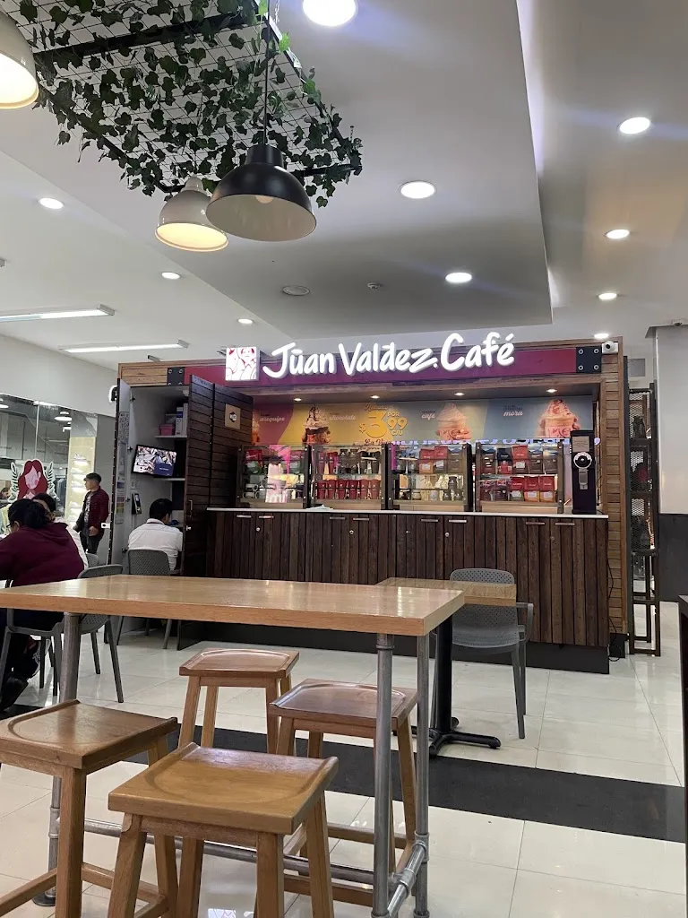 Juan Valdez Café - Batán Shopping_Valdecuenca_slider_image_2