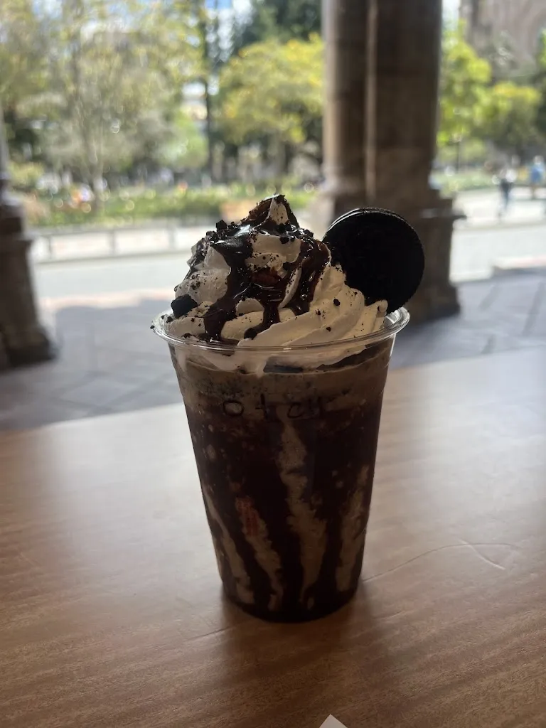 Joss_Juan Valdez Café - Parque Calderón Cuenca_Valdecuenca_review