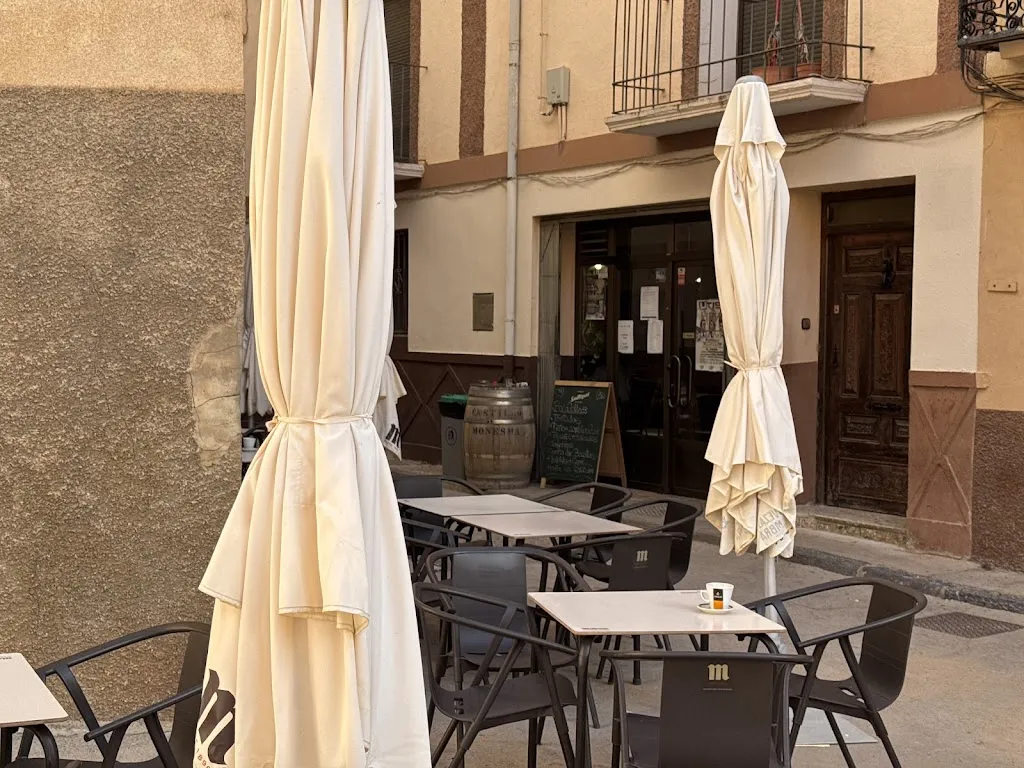 Bar El Cazador ristorante a Villel