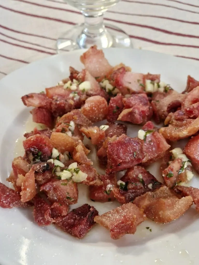 Raisa Escriche_Bar Vivel_Vivel del Río Martín_review