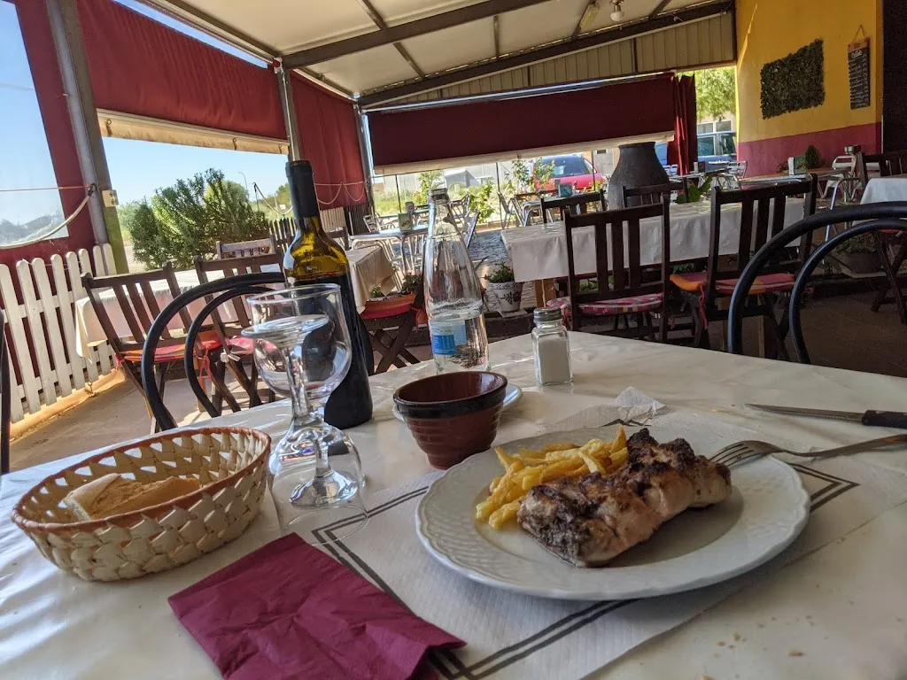 Francisco Arroyo_Bar restaurante Posada La Farola_Ajofrín_review