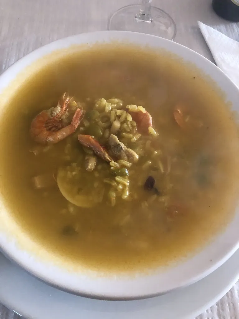 Los Álamos restaurant in Alcabón