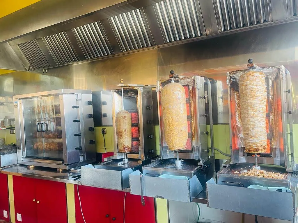 4 STARS DONER KEBAB restaurant in Mojonera La