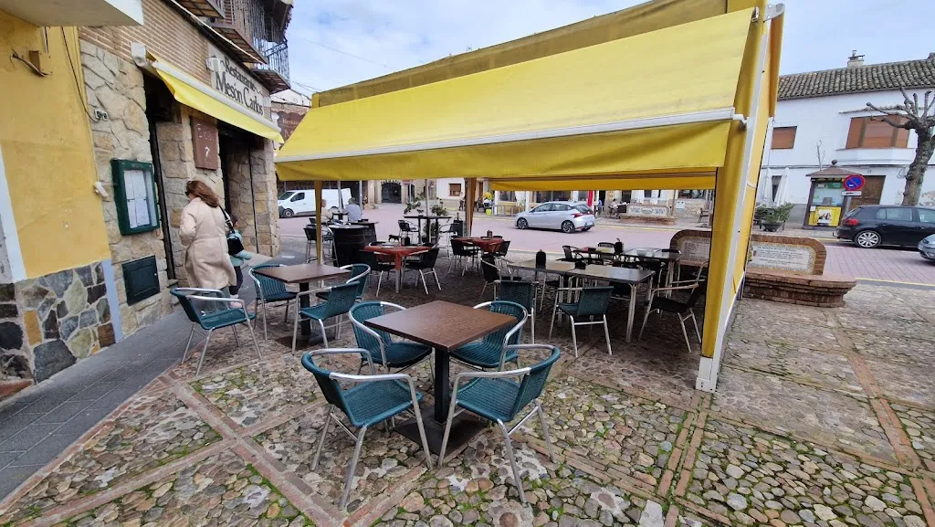 Restaurante Mesón Carlos restaurant in Alcañizo