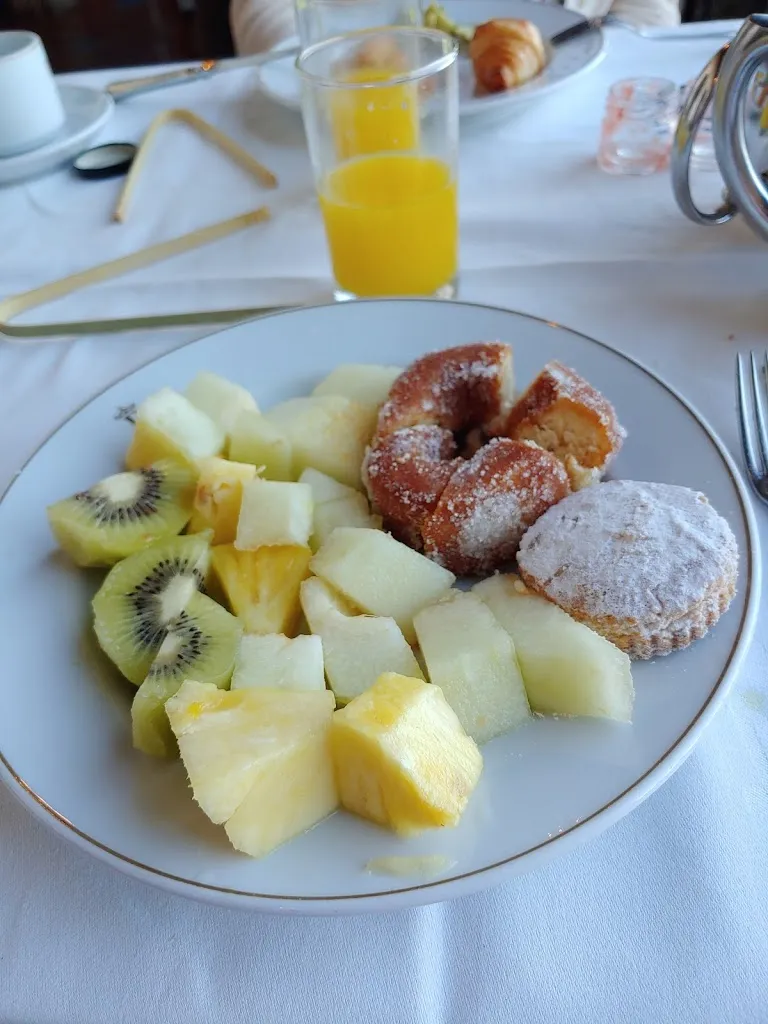 Menu_Salon Comedor. Restaurante Parador de Oropesa_Alcañizo_image_9