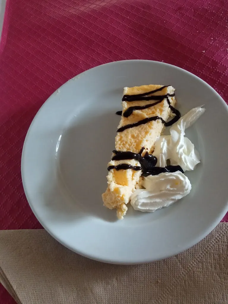 Juan Gonzalez_Hostal La Plata_Alcañizo_review