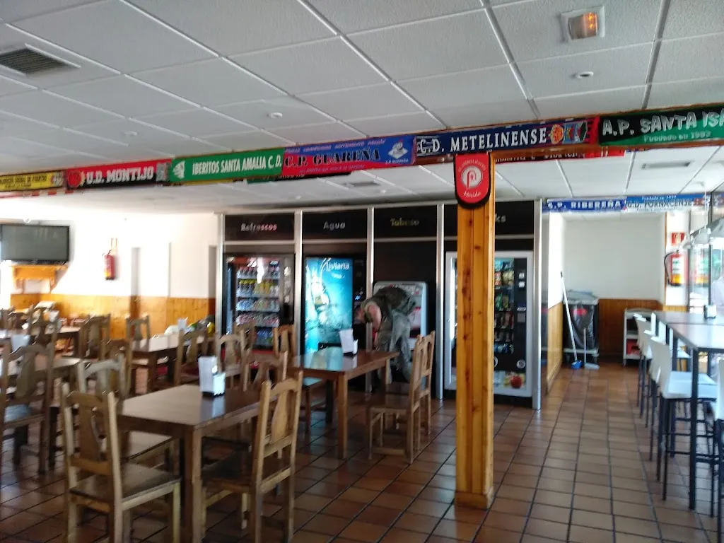 Chun-sing Chan_Restaurante Cafetería Amal_Alcañizo_review