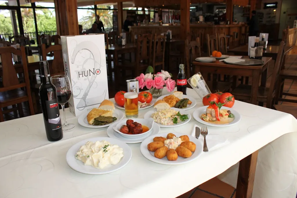 Restaurante Cafetería Amal_Alcañizo_slider_image_3