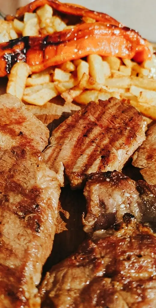 Ana García Iglesias_Brewery House Juárez_Aldeanueva de Barbarroya_recensione