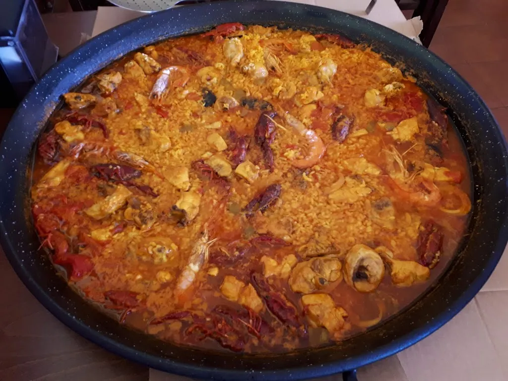 Jose Antonio Ramírez Rodríguez_Disco Pub LA ALTERNATIVA_Aldeanueva de Barbarroya_recensione