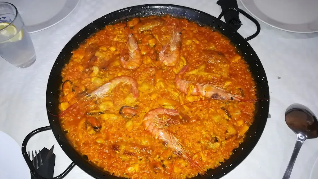 asador LA PRENSA. restaurant in Almendral de la Cañada