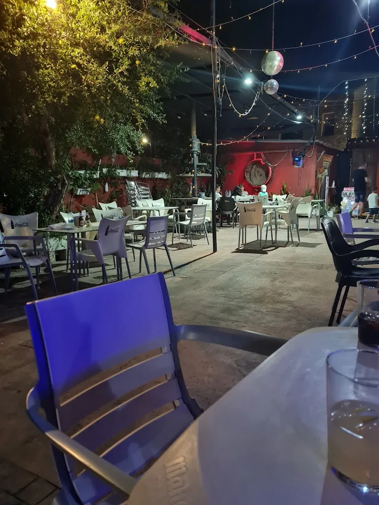 asador LA PRENSA._Almendral de la Cañada_slider_image_3