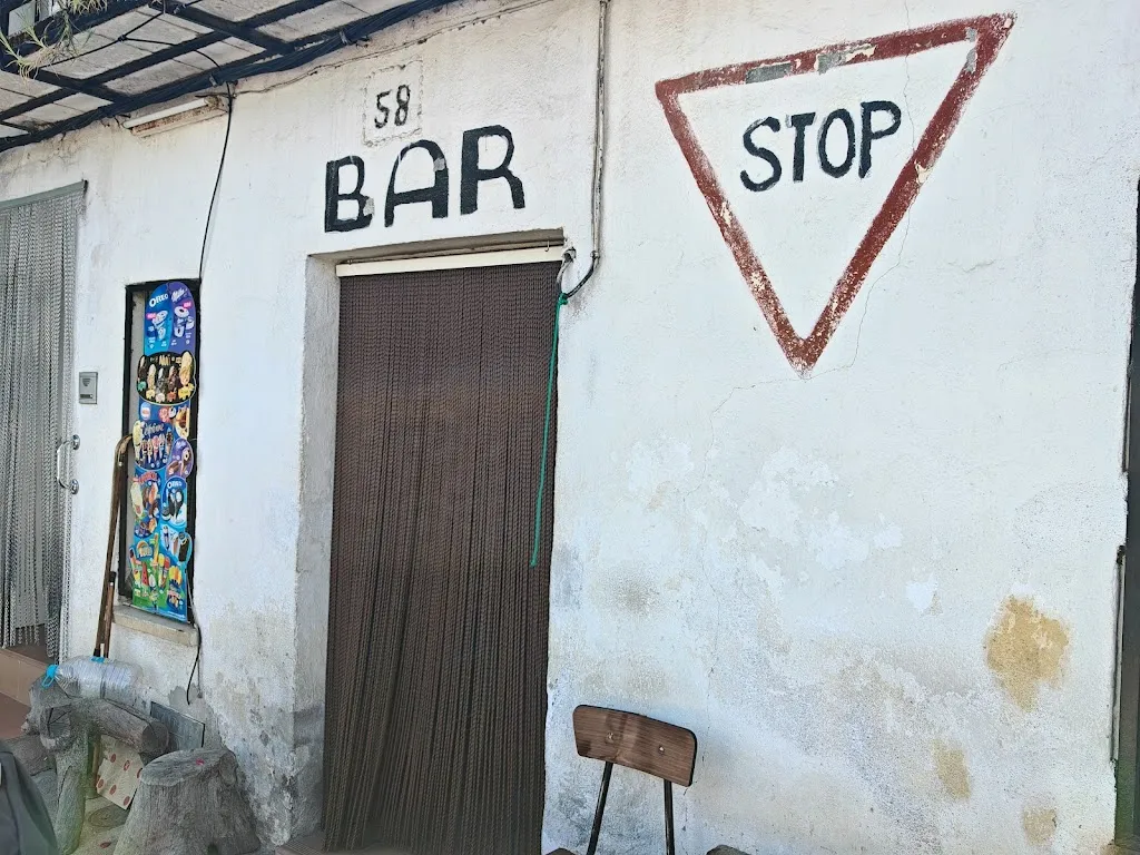 Anibal Marcano_Bar Stop_Almendral de la Cañada_review