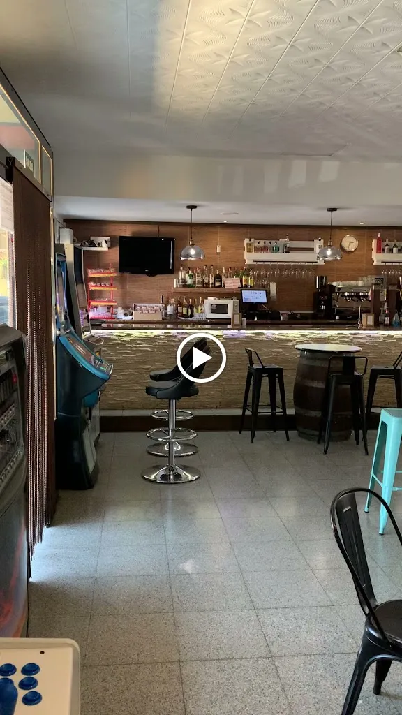 Cafetería- Restaurante 