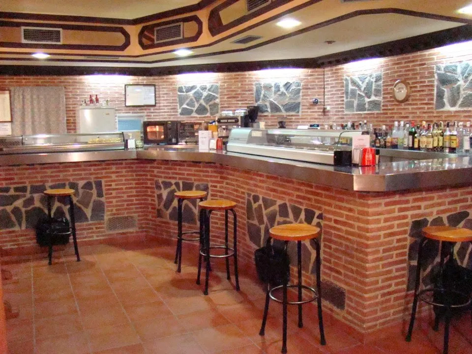 Pizzería-burguer LOS JARABOS restaurant in Añover de Tajo