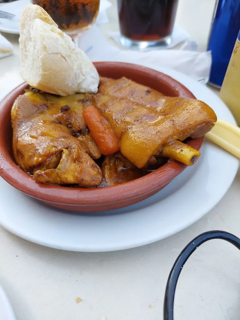 Luis Malaga_Bodega el Riojeño_Mojonera La_review