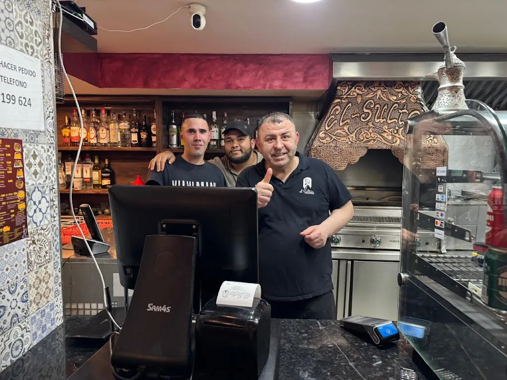 Sumit Dhar_El Sultán_Azután_Bewertung