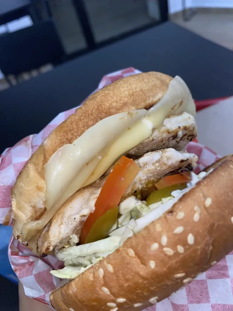 Paula Rodriguez_COCTEL restaurante internacional y cocina Libanesa_Argés_recensione