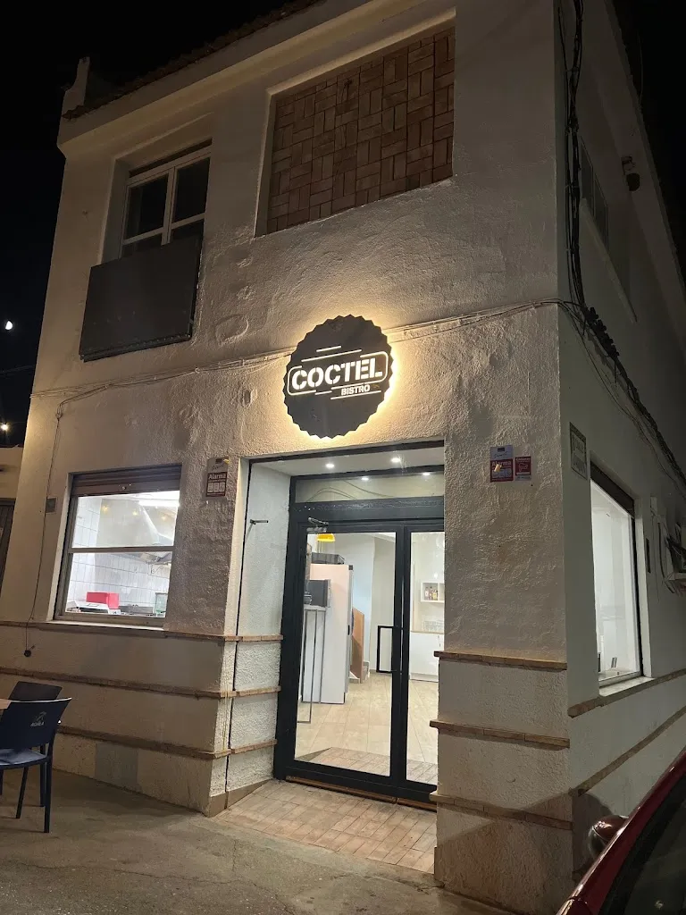 COCTEL restaurante internacional y cocina Libanesa_Argés_slider_image_2