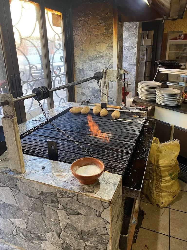 Restaurante Casa Pancho restaurant in Argés