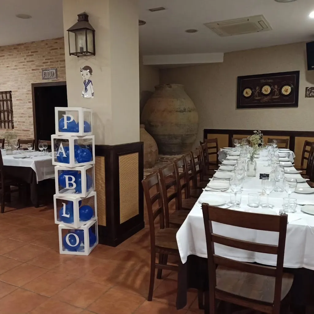 Cerveceria El Antojo restaurant in Argés
