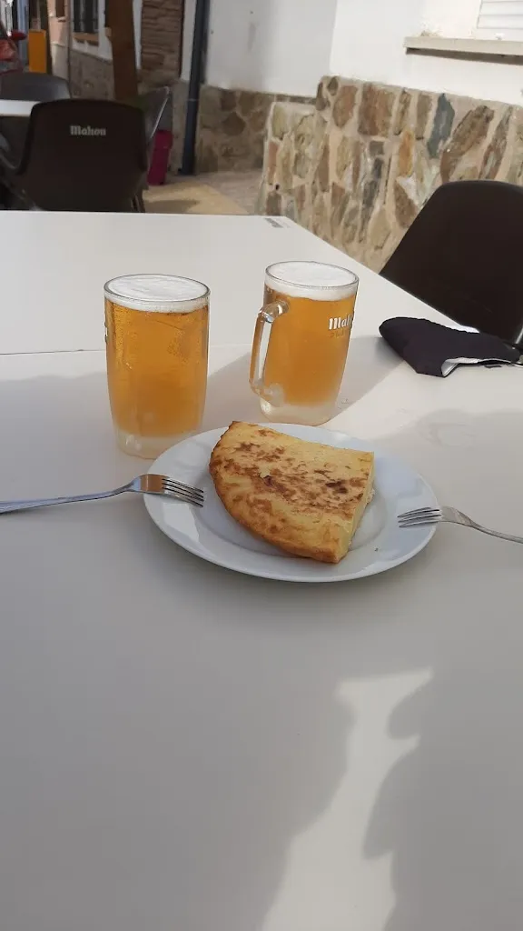 El Escondite Bar Restaurante_Argés_slider_image_3