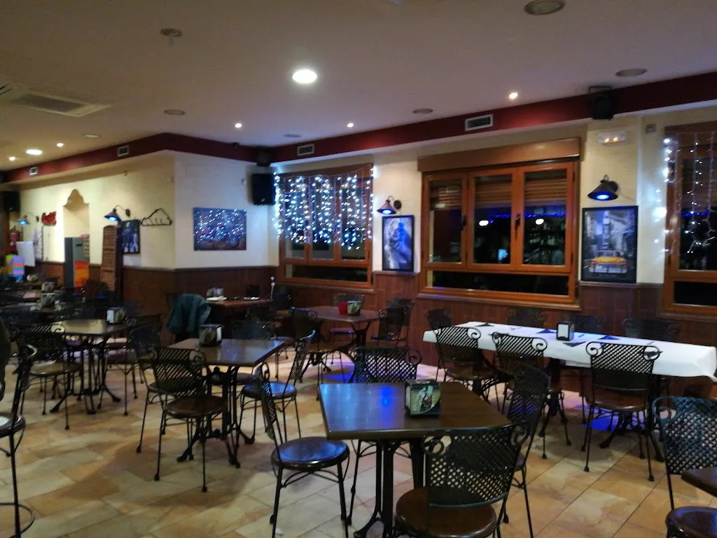 CERVECERÍA EL LAGAR._Belvis de la Jara_slider_image_1