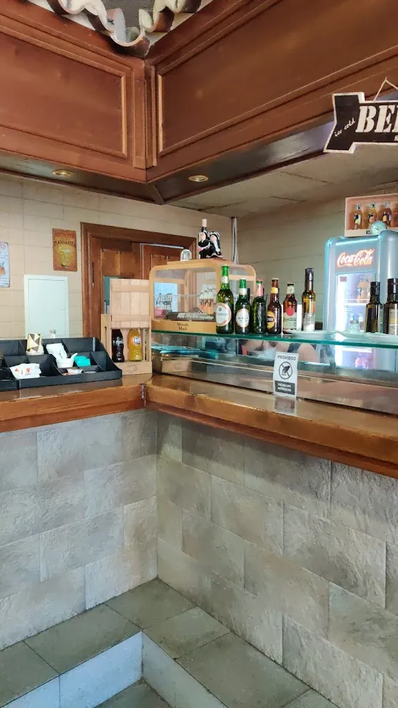 Pedro Moreno_Café Bar Belvís_Belvis de la Jara_review