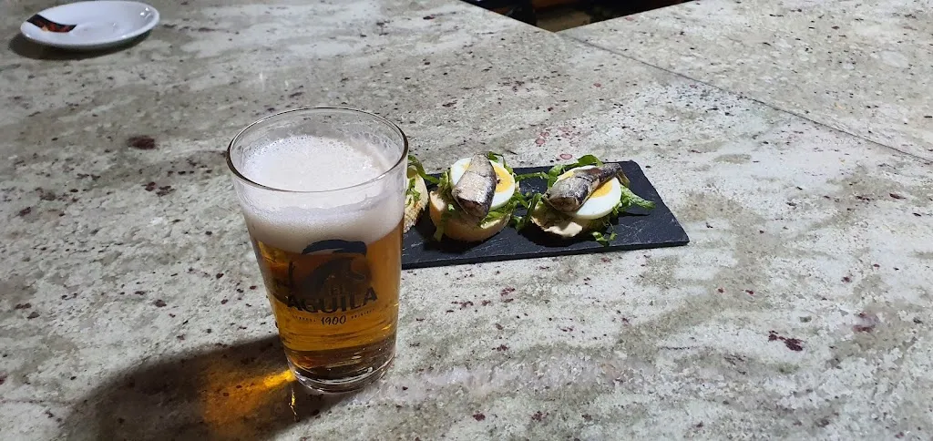 Ricardo Garcia-Lillo_Meson La Aldaba_Bargas_review