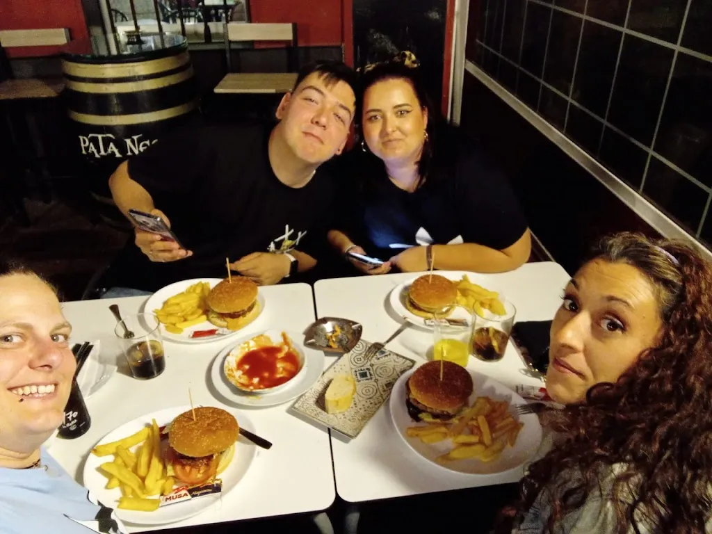 Tamara De Parla Arquero_Restaurante Bar El Cazador_Bargas_review