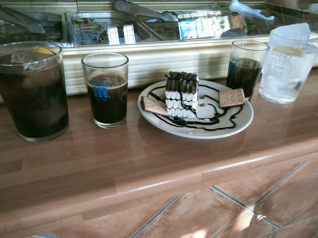 Menu_Disco-Pub Terraza M&A_Burujón_image_6