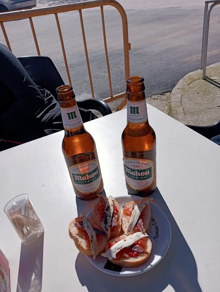 OSCAR GUTIERREZ MENDOZA_Disco-Pub Terraza M&A_Burujón_review