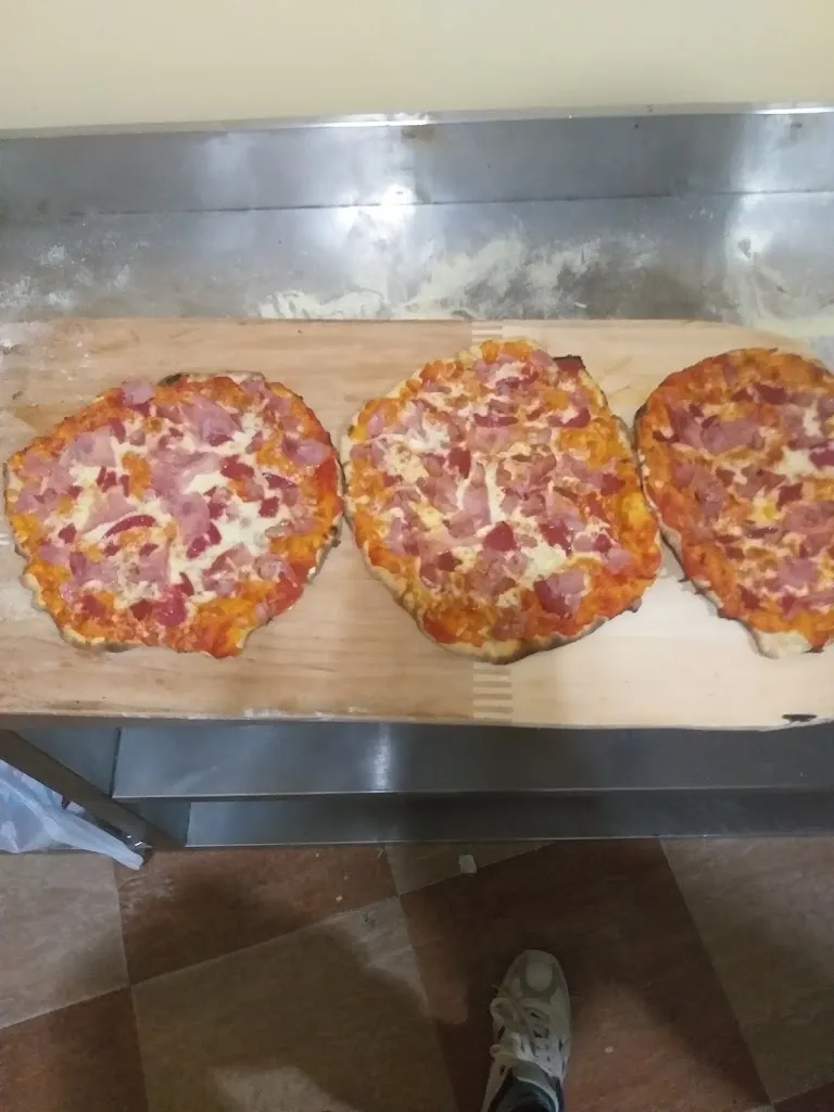 Pizzeria 4 Caminos restaurant in Níjar