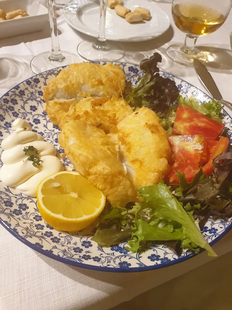 Carlos J Riquelme_La Higuera de José_Burguillos de Toledo_review