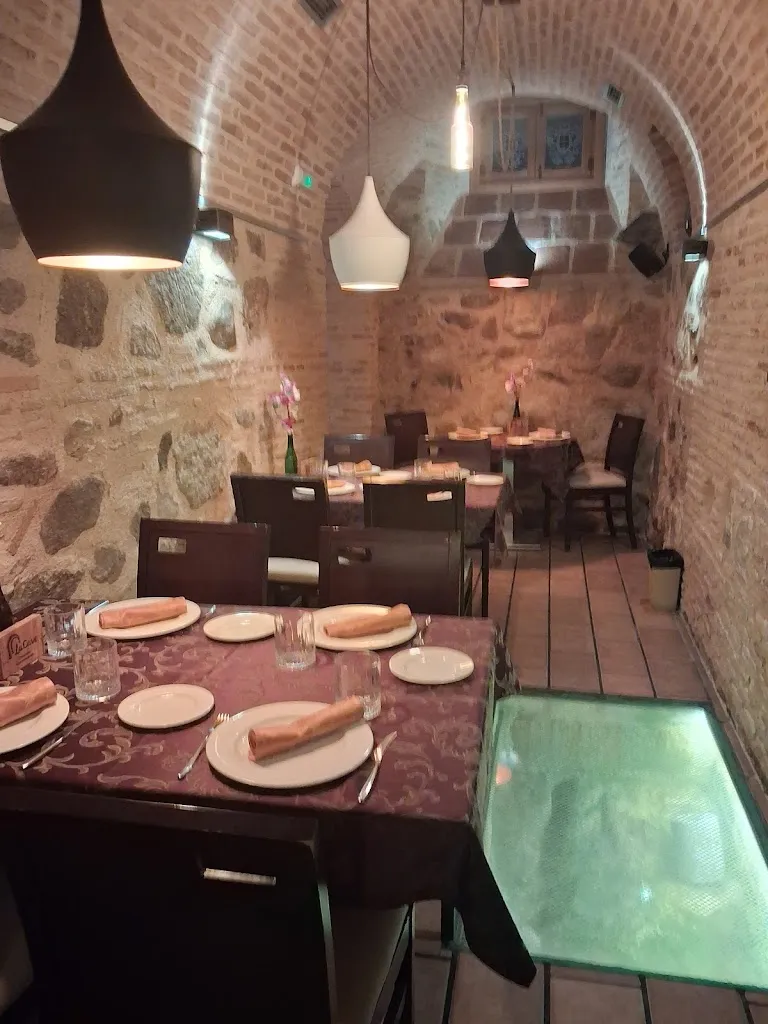 La Cave_Burguillos de Toledo_slider_image_3