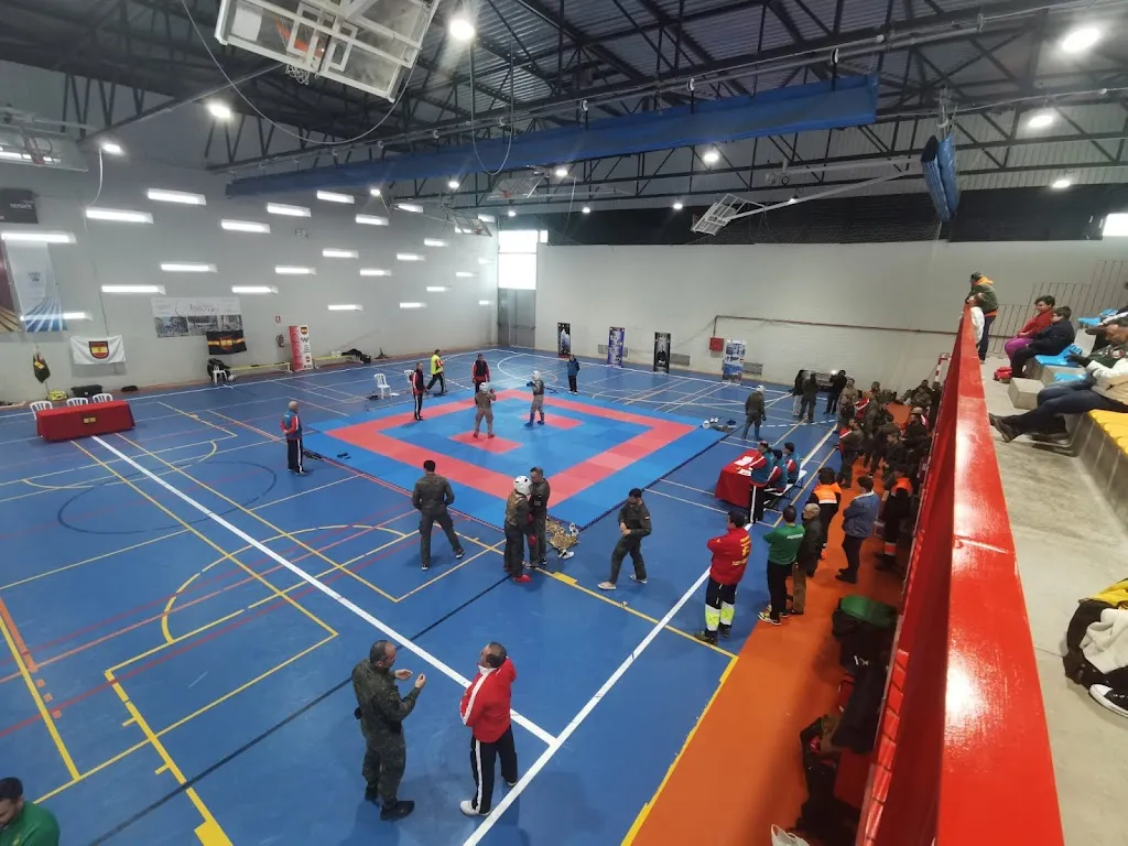 Pabellon Polideportivo restaurant in Burguillos de Toledo