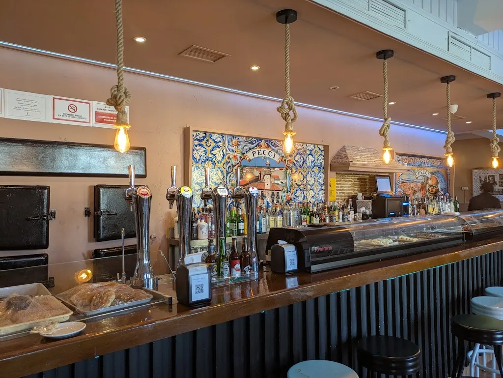 Café-Bar Pecci_Calera y Chozas_slider_image_3