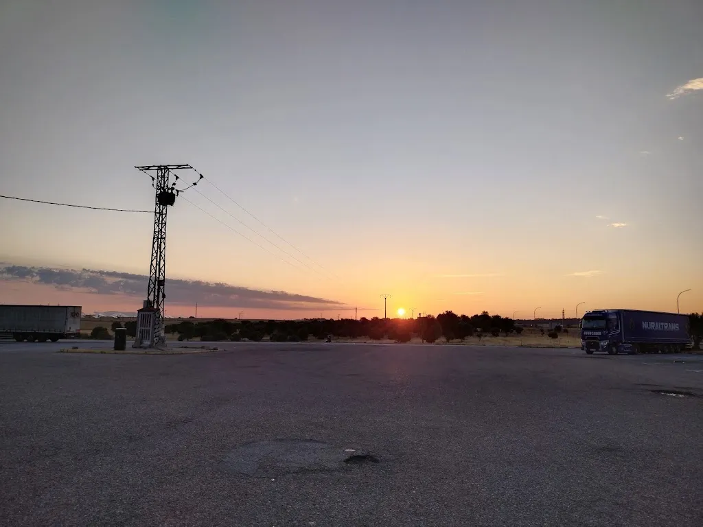 Angélica Grajales_Karento_Calzada de Oropesa_review