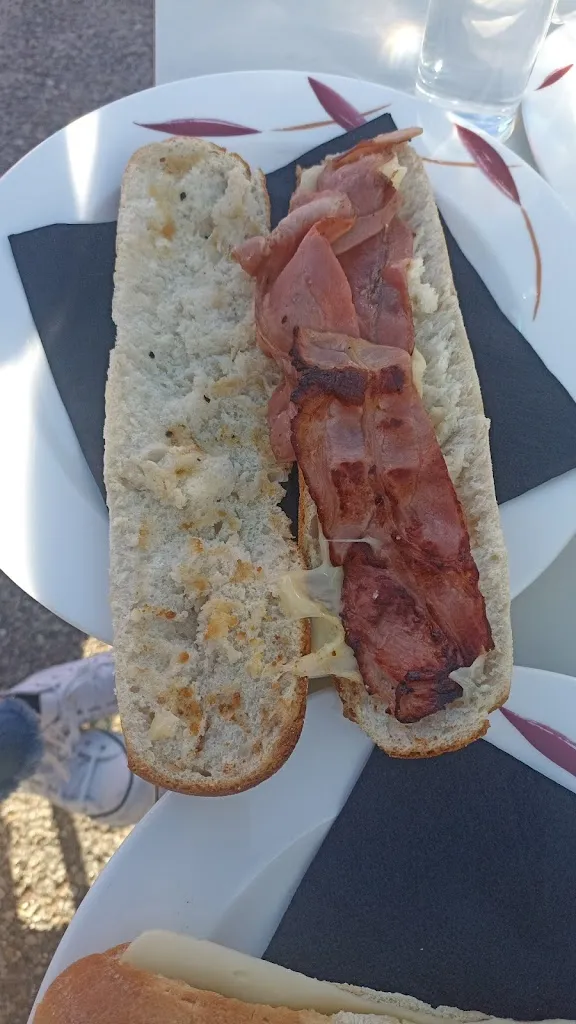 Menu_Cafeteria Cervecería La Plaza_Campillo de la Jara El_image_3