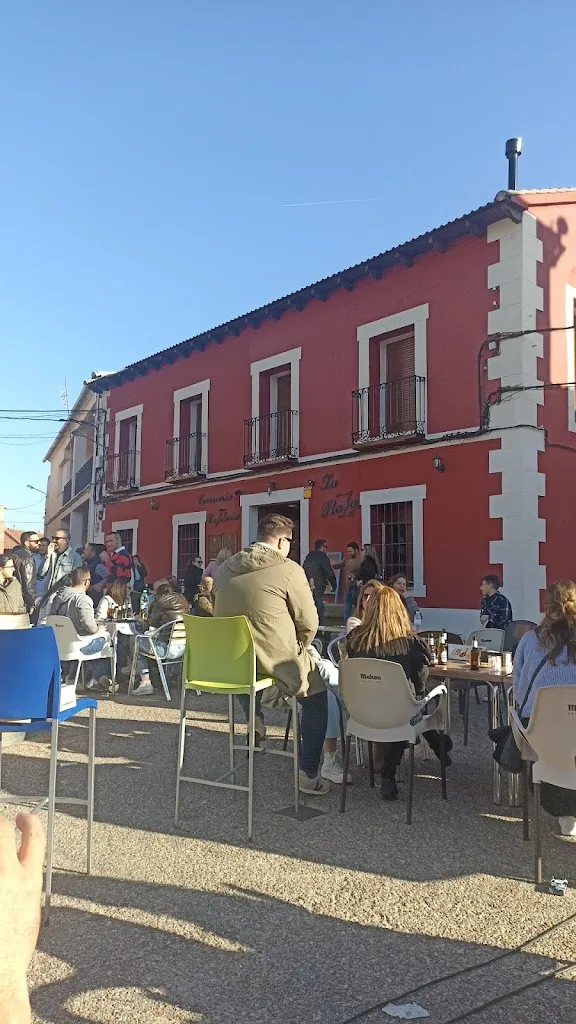 ROBERTO_Cafeteria Cervecería La Plaza_Campillo de la Jara El_review