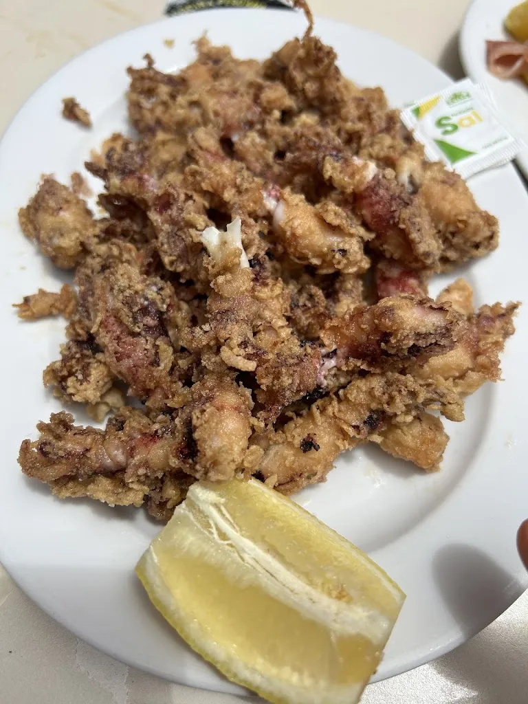 Lara Ortega_“La Macarena” bar_Camarena_review