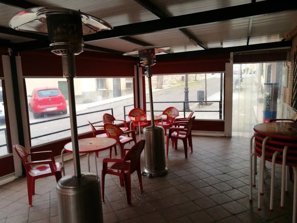 La Cueva restaurant in Carpio de Tajo El