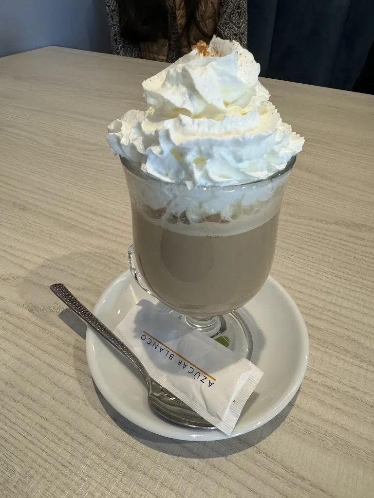 Menu_Azur Gastrobar_Carriches_image_1