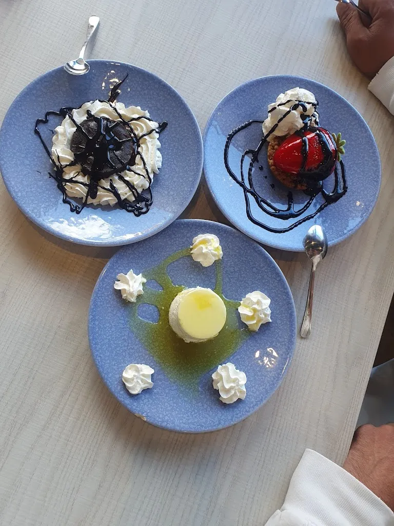 Menu_Azur Gastrobar_Carriches_image_9