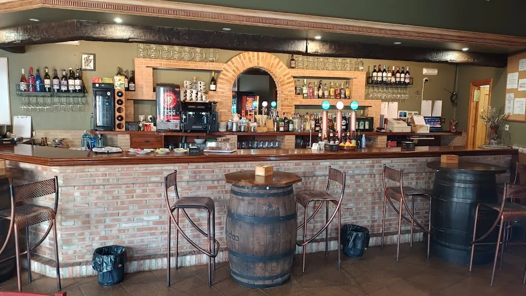 La BdVir tapas°bar restaurant in Carriches