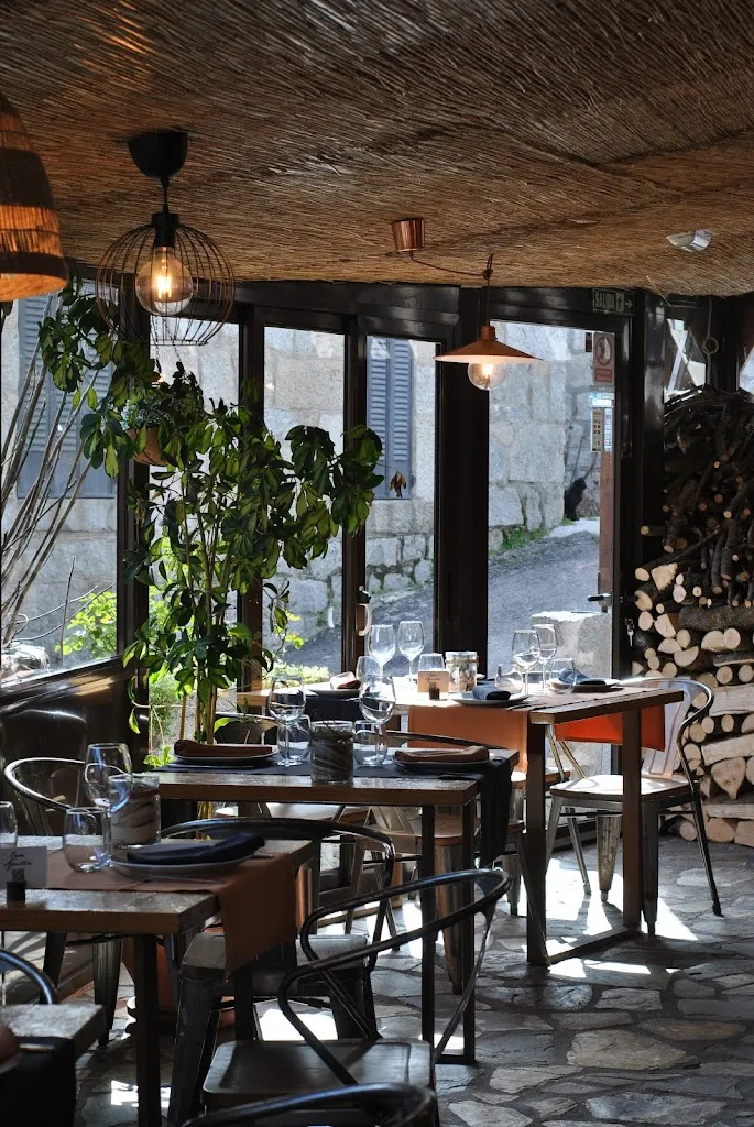 Las Brasas de Casa Agustín restaurant in Cerceda