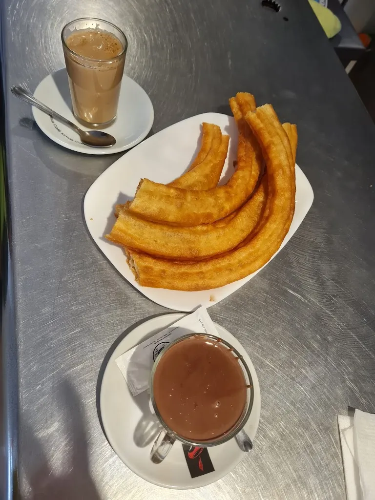 Maura Fernandez Rodriguez_La Churrería_Casar de Escalona El_review