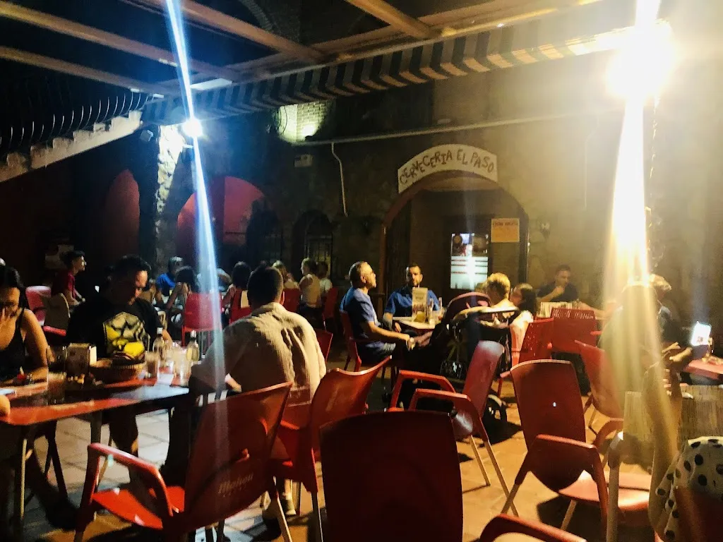 Curious Green Frog_cerveceria El Paso_Casar de Escalona El_review